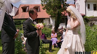 Pretty good Vera Jarw having fun while being fucked by means of wedding