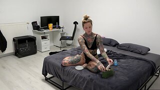 Homemade video of tattooed Lisa Rocketcock being fucked hard